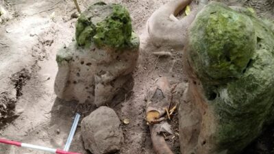 Arkeologlar, Guatemala’nın kuzeyindeki sık ormanların derinliklerinde, adeta zamanın unuttuğu bir