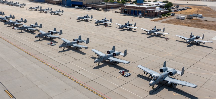 ABD Hava Kuvvetleri, Fairchild Republic şirketi tarafından üretilen; kara birliklerine