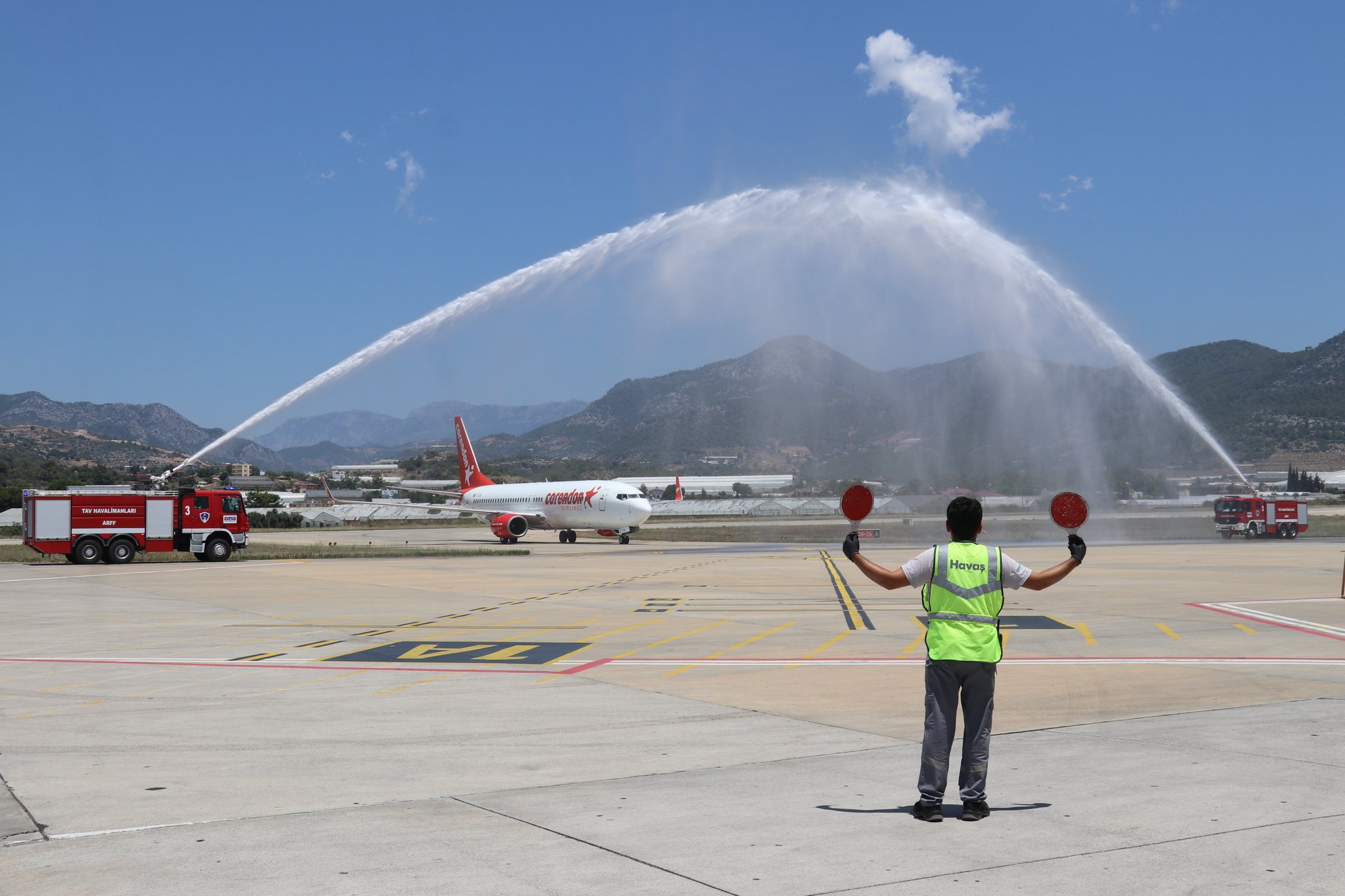 Macaristan’ın başkenti Budapeşte ile Gazipaşa-Alanya Havalimanı arasında planlanan tarifeli uçuşlar