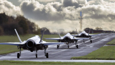 İngiliz hükümeti, ülkenin nükleer caydırıcılığının bir nesil boyunca en büyük