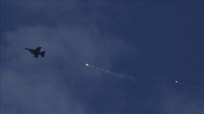 İsrail ordusunun Yemen'deki Husi liderini hedef alan hava saldırısı düzenlediği