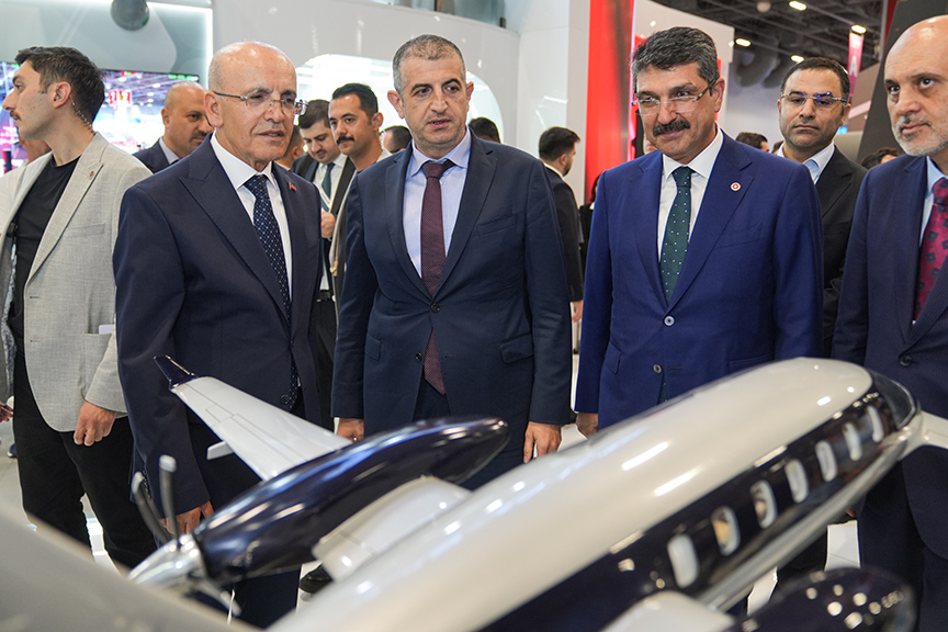 Bakan Şimşek, "Türkiye savunma sanayisinde çok büyük bir hızla küresel