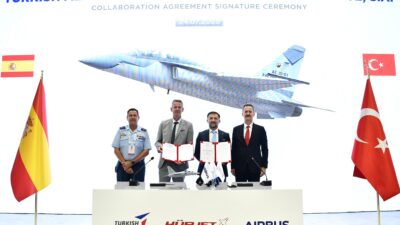 IDEF 2025 kapsamında, TUSAŞ standında Savunma Sanayii Başkanı Prof. Dr.