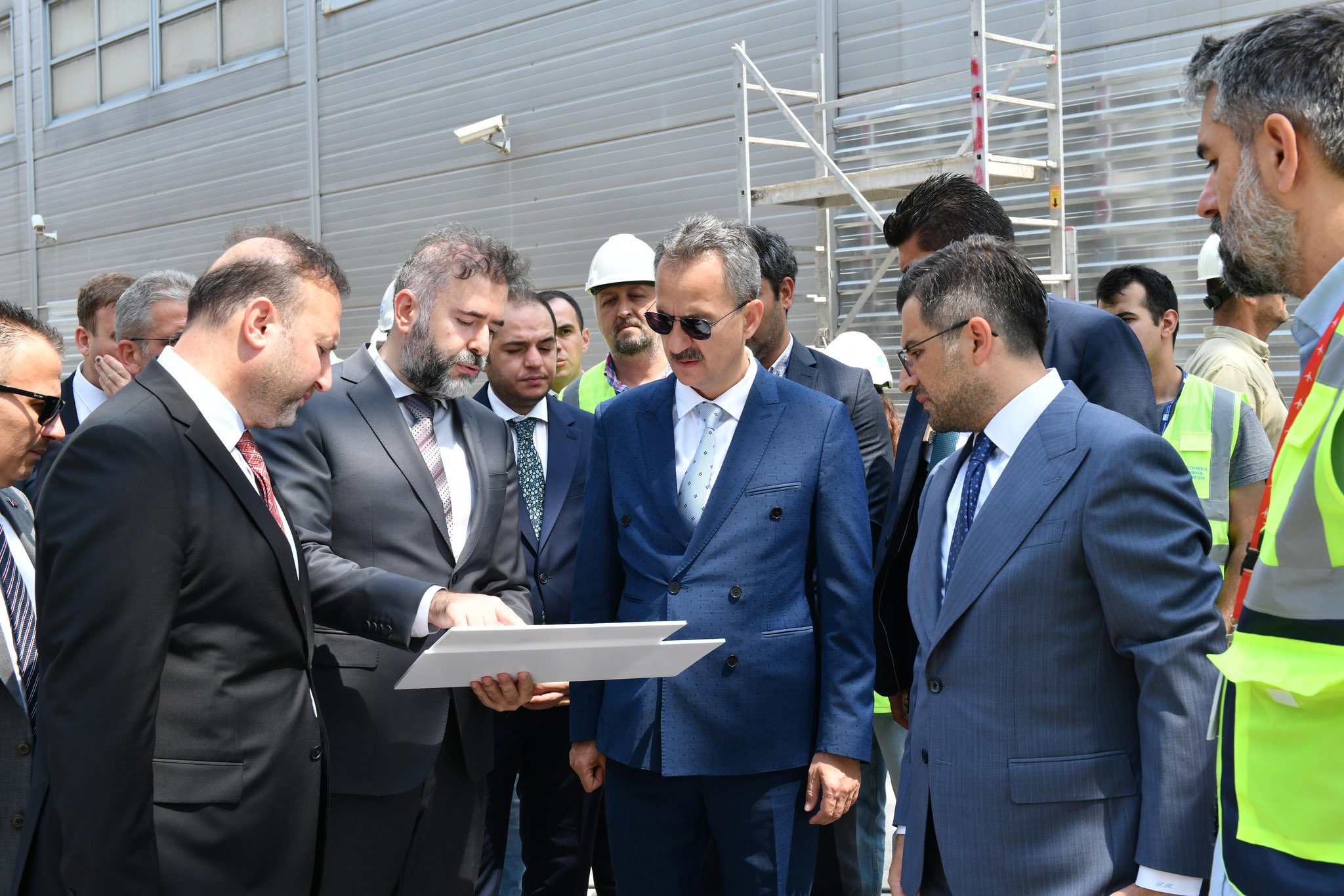 Savunma Sanayii Başkanı Haluk Görgün, Sabiha Gökçen Uluslararası Havalimanı’nda yapımı