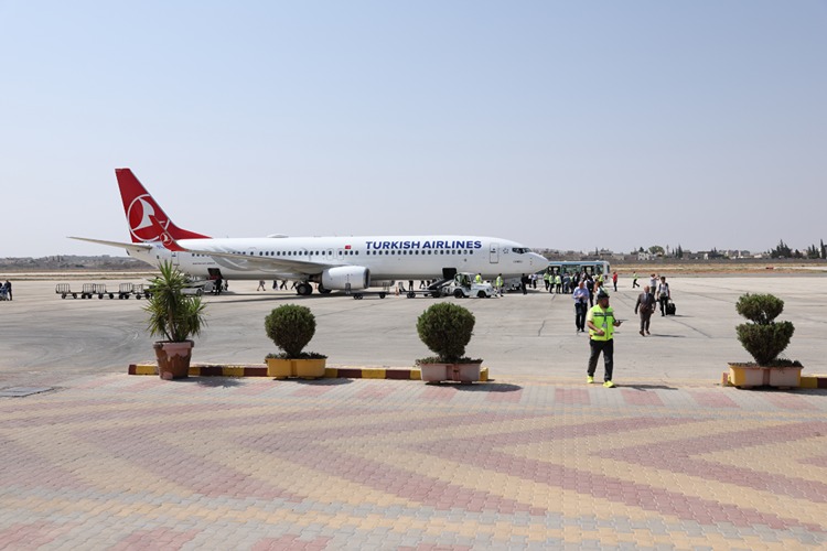 Türk Hava Yolları (THY), 2012 yılı nisan ayında iç savaş