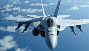 ABD Donanması’na Ait Savaş Uçağı Okyanusa Düştü: Pilot Sağ Kurtuldu