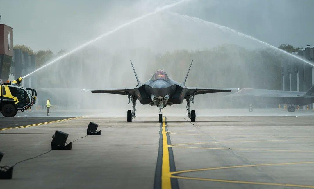 Belçika Hava Kuvvetleri, 3 adet F-35 savaş uçağının Lockheed Martin