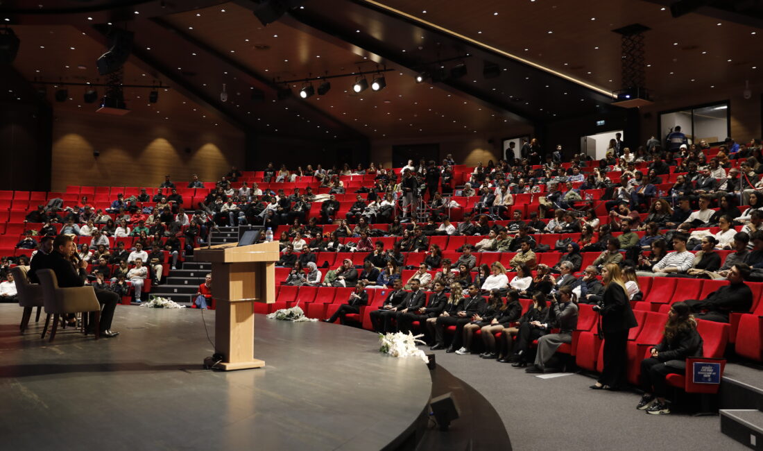 İstanbul Aydın Üniversitesi Havacılık Kulübü ev sahipliğinde 8 Aralık tarihinde