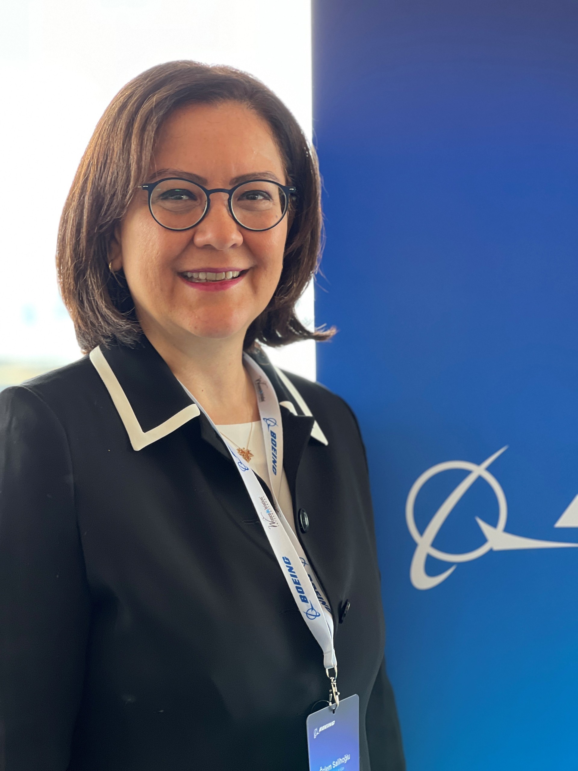 Özlem Salihoğlu Özlem Salihoğlu yazar fotoğrafı
