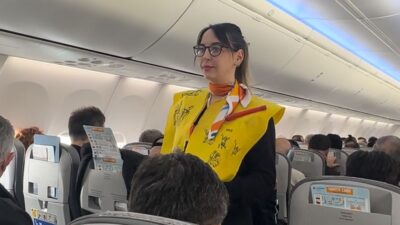 Fransa'da bir mahkeme ilk kez uzun yıllar hosteslik yapmış bir