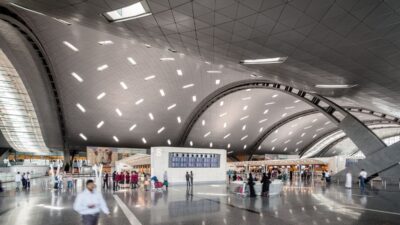 Yeni tasarlanan havalimanları öncekilere göre daha zarif, daha verimli, daha