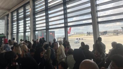 Şehirlerde havalimanlarının sayıları değişiklik gösterebilir. Bazı şehirlerde 1 havalimanı bulunurken