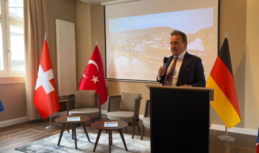 Berlin’de kapılar açılıyor. Ama bu kapılar sadece bir fuar alanına