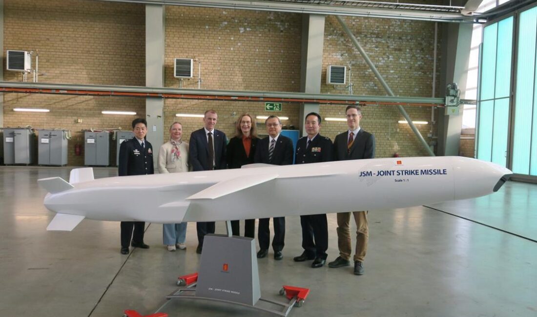 Japonya Lockheed Martin F-35A filosu için ilk Müşterek Taarruz Füzelerini