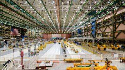 ABD'li uçak üreticisi Boeing, bu yaz Everett'teki B737 MAX üretim