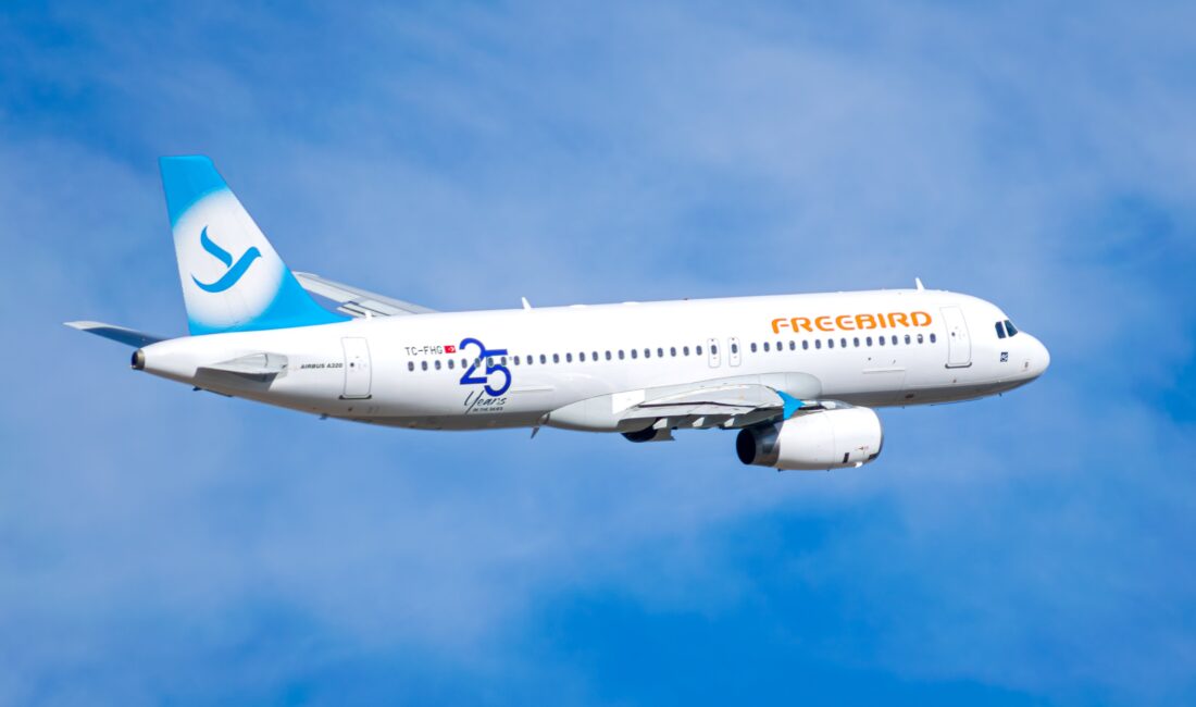 5 Nisan 2001’de İstanbul’dan Lyon’a gerçekleştirdiği ilk uçuşla havacılık serüvenine