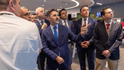 Türk Hava Yolları Yönetim Kurulu Başkanı Prof. Dr. Murat Şeker,