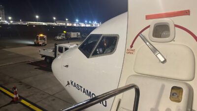 Kokpit ve kabin ekipleri uzun uçuş süreleri nedeniyle bir çok