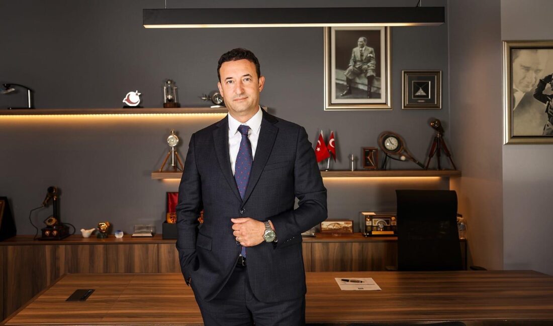 Kuveyt Uluslararası Havalimanı’ndaki Terminal 5’in (T5) Genel Müdürü olarak görev