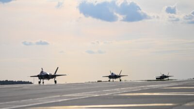 Polonya 32 uçak olarak sipariş verdiği F-35A Lightning II savaş
