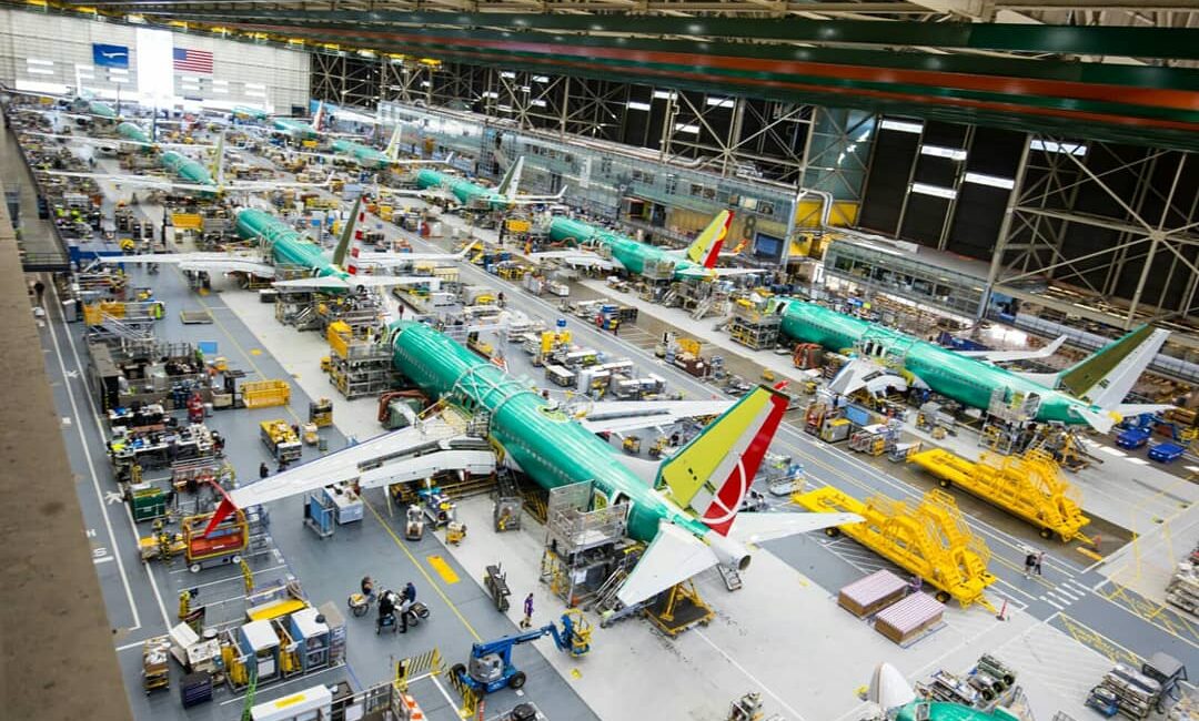 Türk Hava Yolları’nın (THY) ABD’de üretimi tamamlanan yeni Boeing 737-8