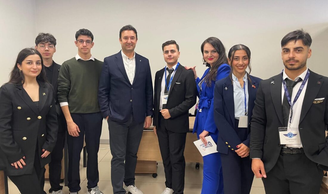 Geçenlerde bir üniversitede gençlerle kariyer, tecrübe ve havacılık üzerine konuşurken,