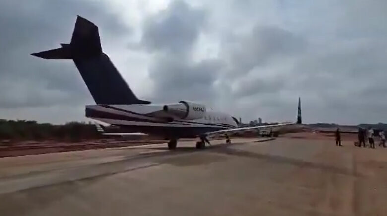 Nijerya’da Bombardier Challenger 601 tipi iş jeti, Asaba Uluslararası Havalimanı’na