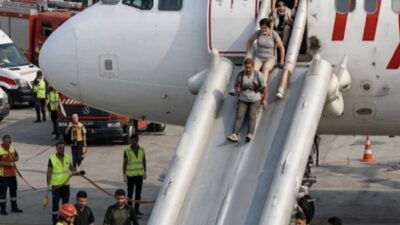 Pegasus Hava Yolları'nın Ankara-İzmir seferini yapacak yolcu uçağında duman paniği