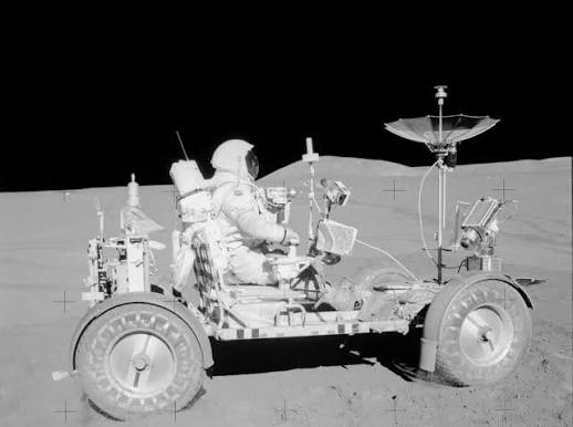 NASA’nın Apollo 15 görevi, 30 Temmuz 1971’de Ay’ın Hadley–Apennine bölgesine
