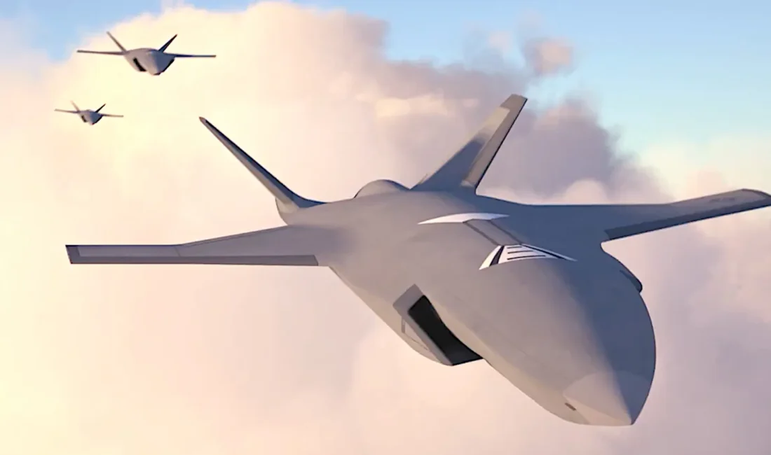 Farnborough Havacılık Fuarı'nın ikinci gününde salonların en kalabalık köşesi, pilotsuz