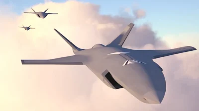 Farnborough Havacılık Fuarı'nın ikinci gününde salonların en kalabalık köşesi, pilotsuz