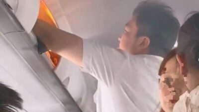 China Eastern Airlines’a ait Lanzhou-Guiyang seferini yapan uçakta, inişin ardından