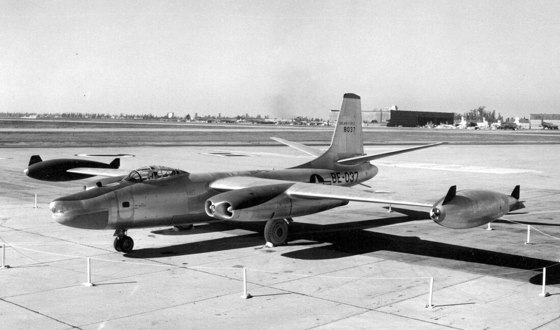 29 Temmuz 1952’de ABD Hava Kuvvetlerine ait RB-45C Tornado, Alaska’dan