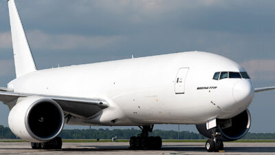 National Airlines’a ait Boeing 777F, İskoçya’dan Avustralya’ya yaklaşık 20 saat
