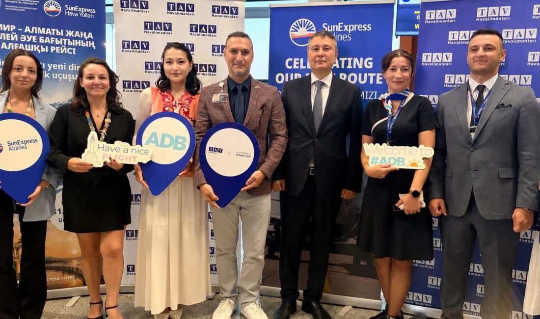 SunExpress Havayolları tarafından TAV Havalimanları tarafından işletilen İzmir Adnan Menderes
