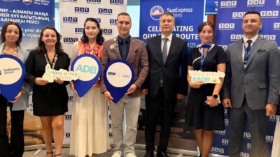SunExpress Havayolları tarafından TAV Havalimanları tarafından işletilen İzmir Adnan Menderes