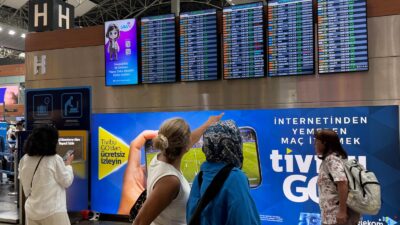 EUROCONTROL verilerine göre Antalya Havalimanı ve İstanbul Sabiha Gökçen Havalimanı,