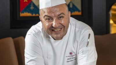Havalimanı özel yolcu hizmetleri alanında dünya çapında faaliyet gösteren Plaza
