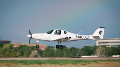 Colorado merkezli Bye Aerospace, uçuş eğitim pazarı için özel olarak