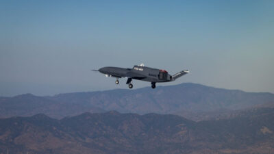 Northrop Grumman tarafından şirket kaynaklarıyla geliştirilen YFQ-48A Talon Blue, ilk